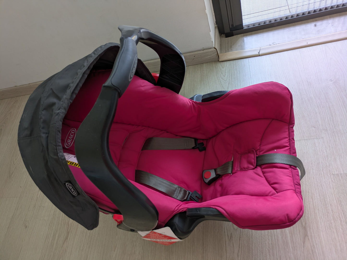 GRACO Car Seat cum Carry Cot