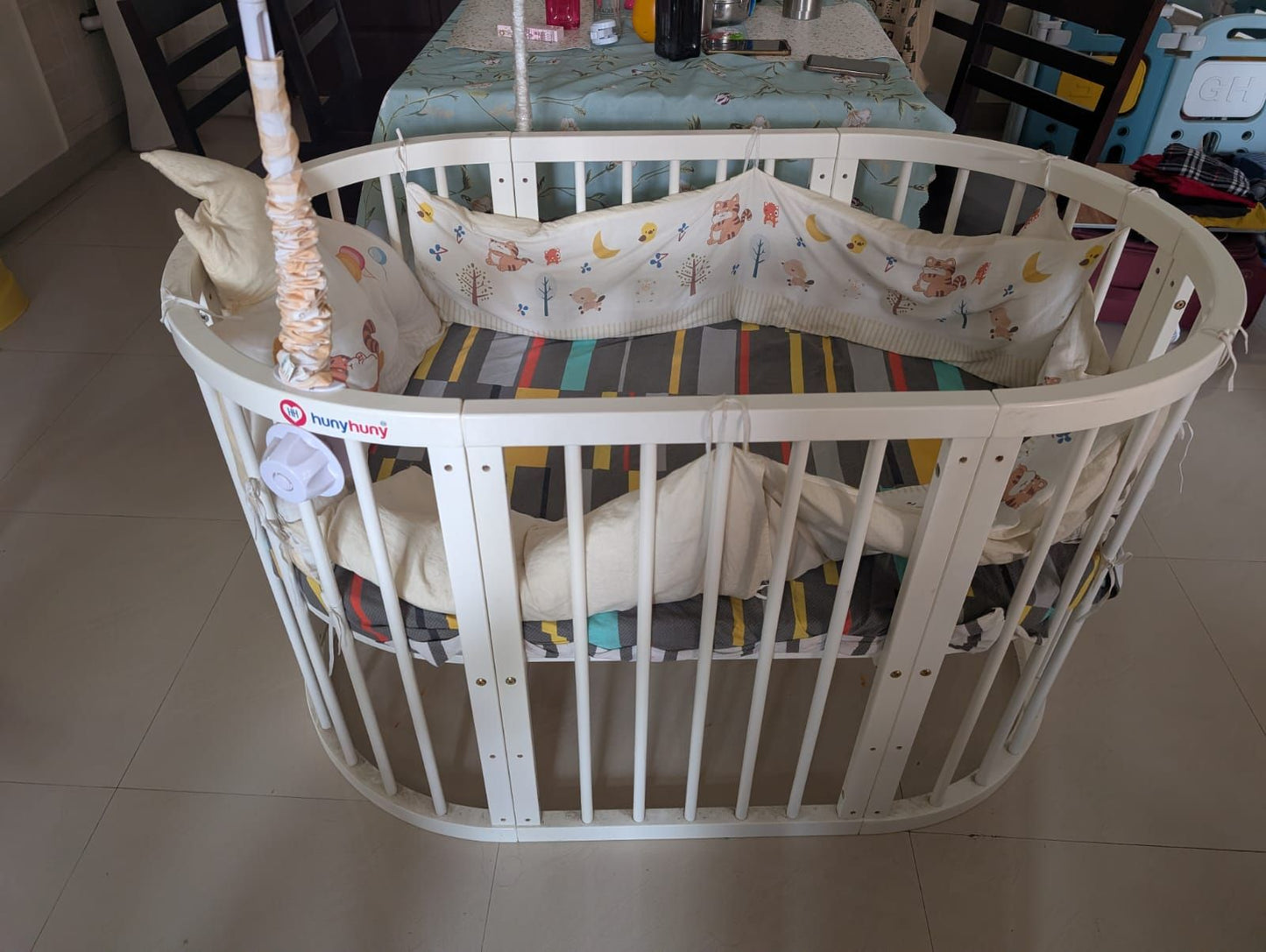 Hunyhuny Baby Cot