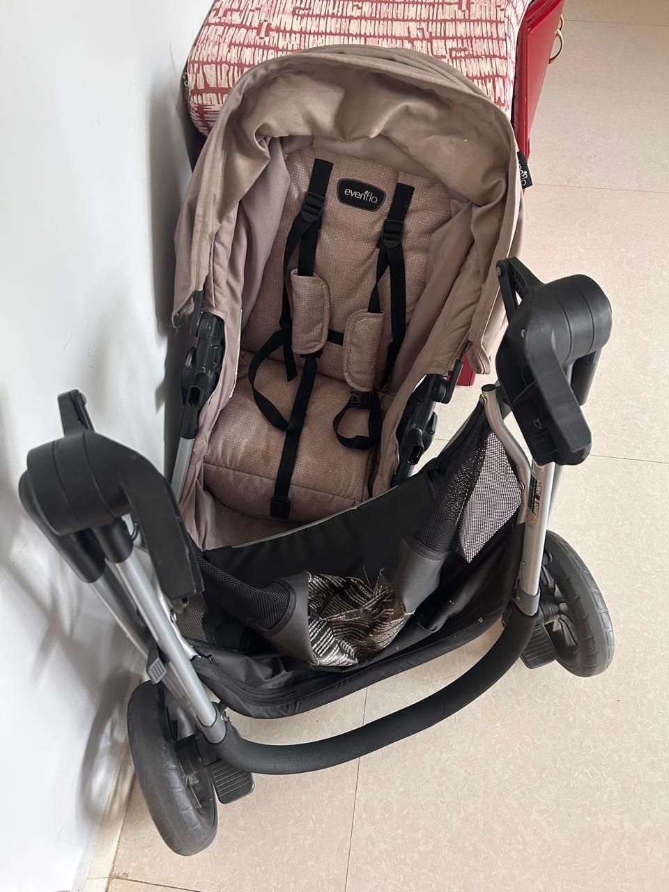 Evenflo Pivot Modular Travel System