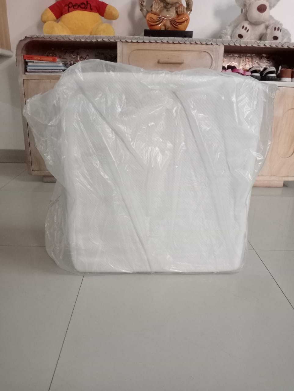 The White Willow Bed Wedge Elevated Leg Rest Pillow