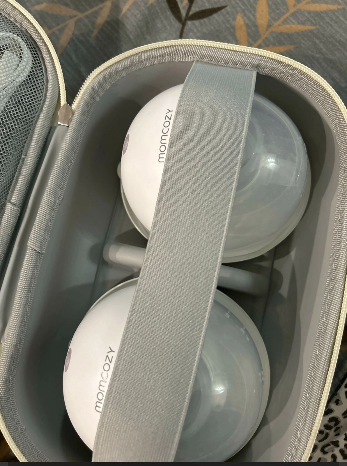Momcozy M5 Hands-Free Electric Breast Pump | Handsfree, Wearable