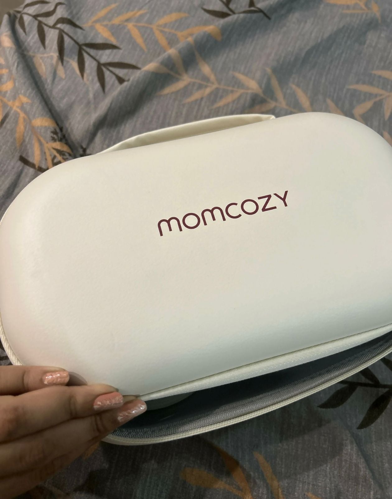 Momcozy M5 Hands-Free Electric Breast Pump | Handsfree, Wearable