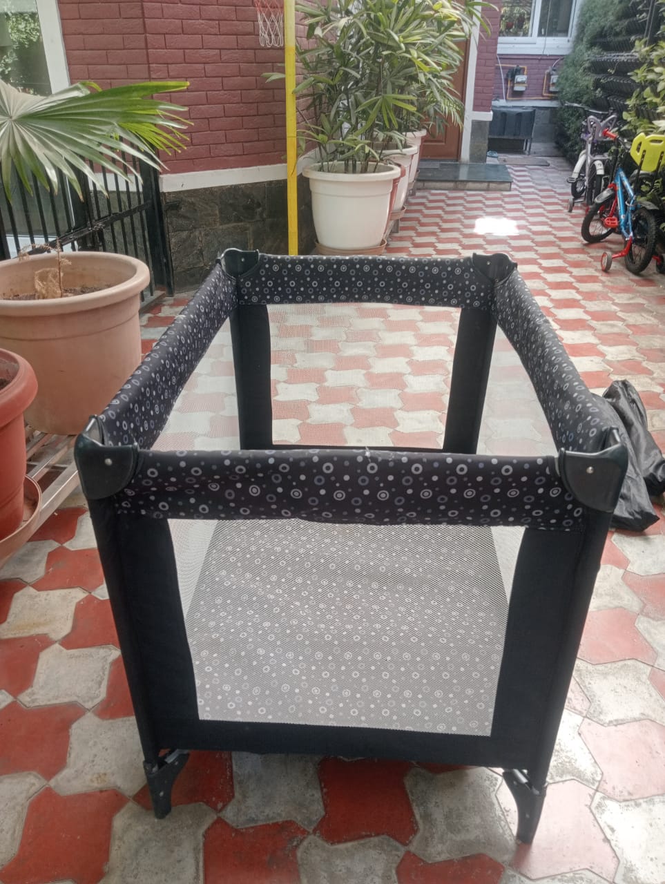 Pack n Play Playpen | Needs Repair