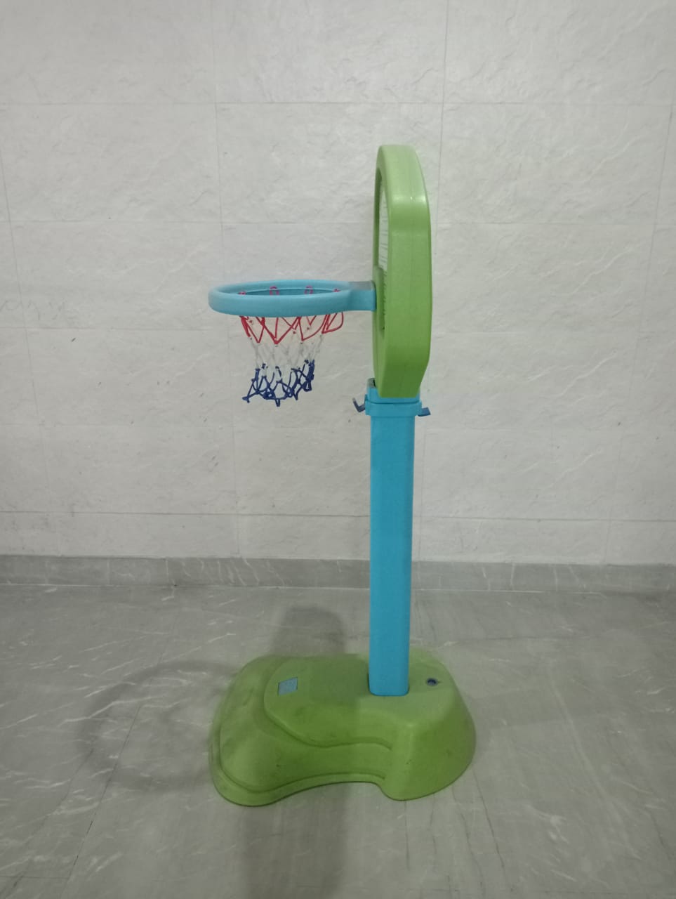 OM Sports Basketball Nest + Stand
