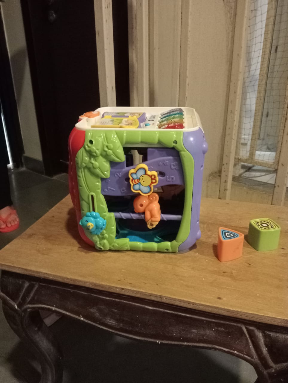 VTech Sort & Discover Activity Cube