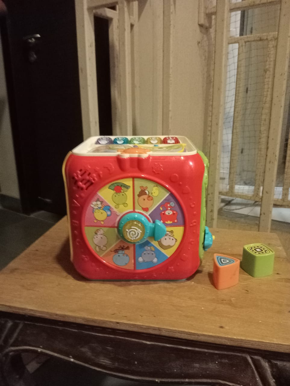 VTech Sort & Discover Activity Cube