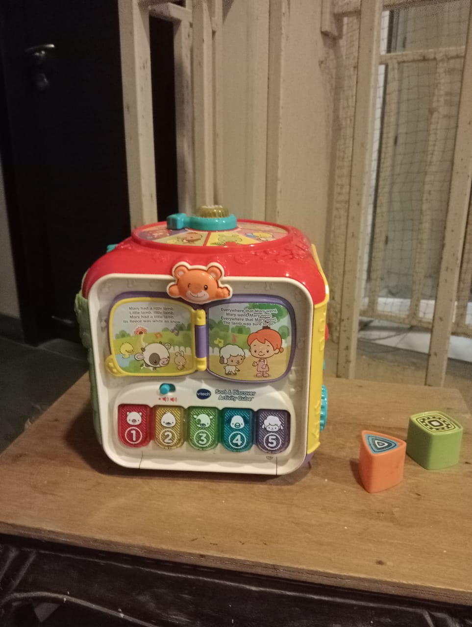 VTech Sort & Discover Activity Cube