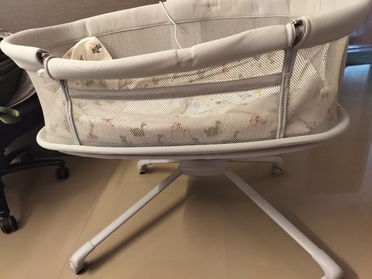 StarAndDaisy Newborn Baby Bedside Bassinet