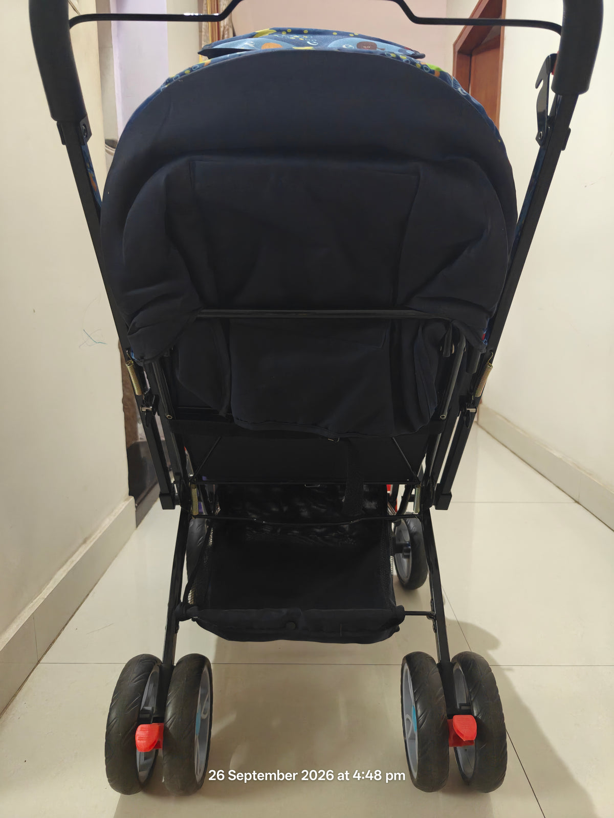 Babyhug Comfy Ride Stroller with Reversible Handle