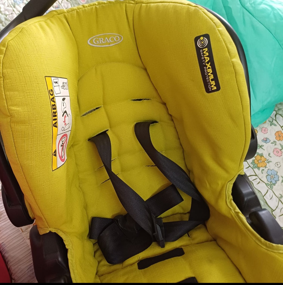 Graco infant car seat / carry cot Stroller / Pram