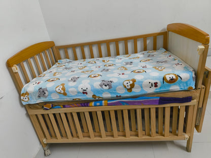 Babyhug Wooden Crib