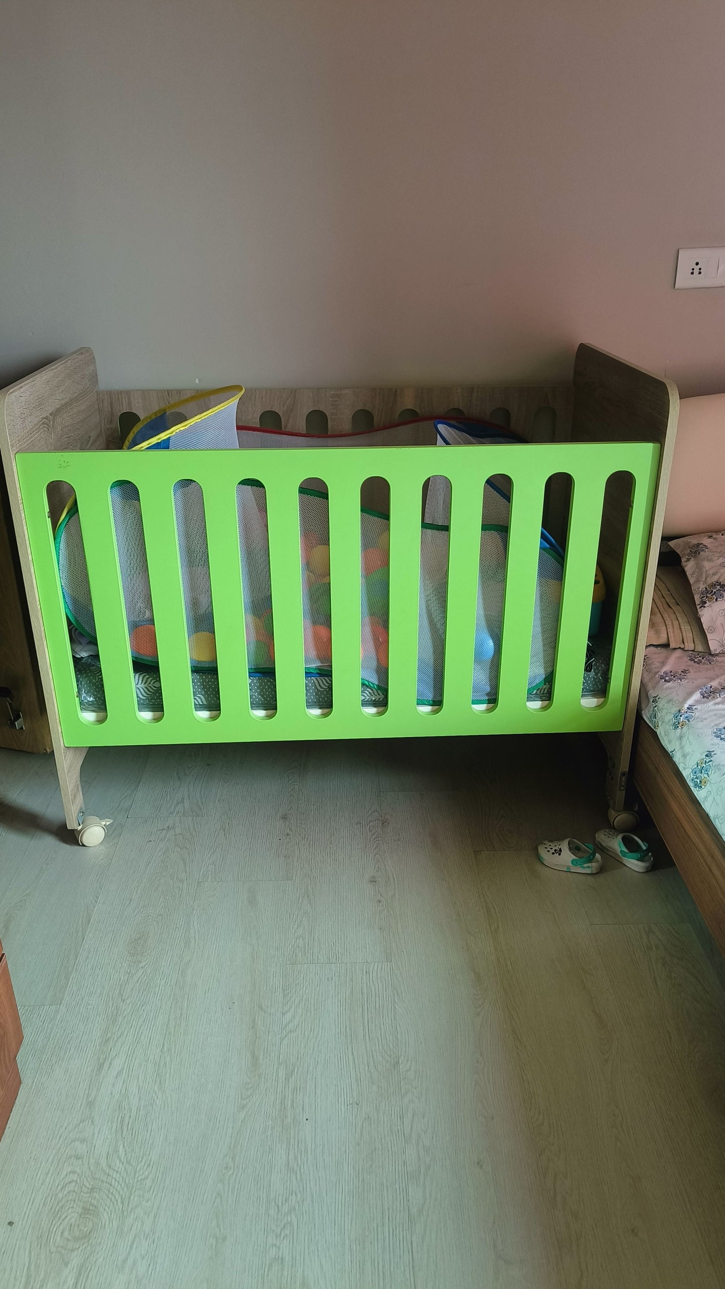 Pepperfry Romania Baby Cot With Mattress