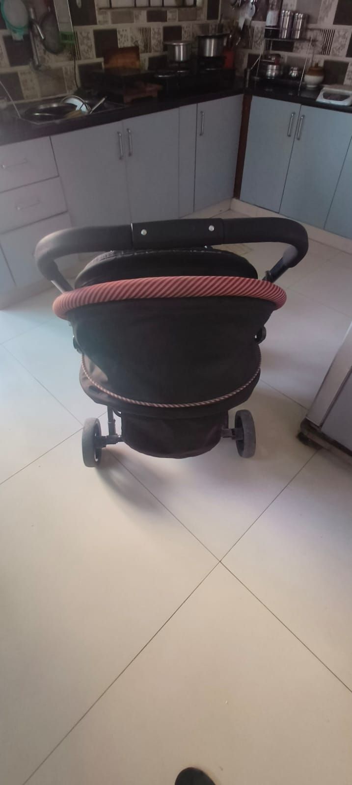 Luvlap Galaxy Stroller