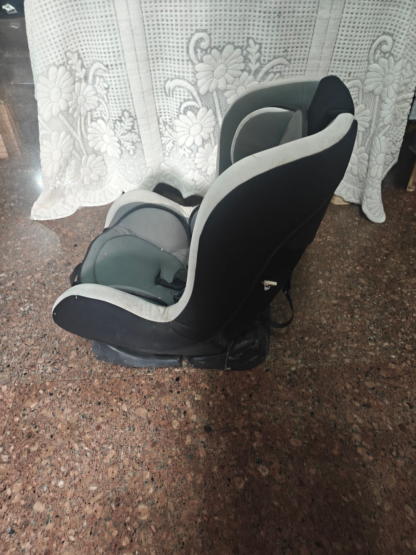 R Rabbit Baby Car Seat