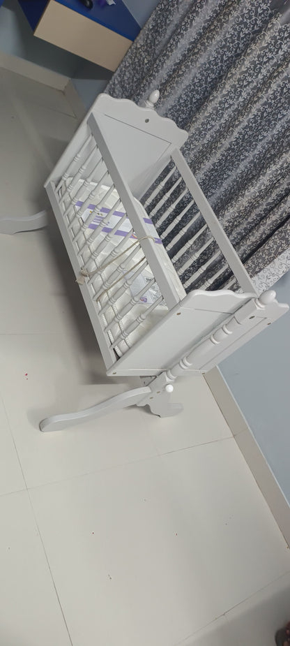 Miarcus Rubber Wood White Baby Cradle