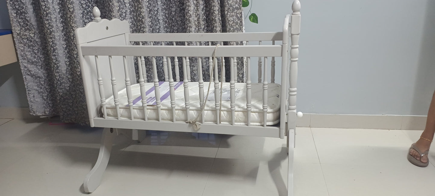 Miarcus Rubber Wood White Baby Cradle