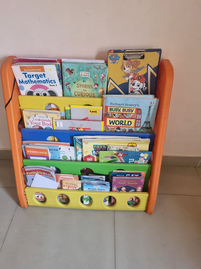 Little Fingers Book Shelf