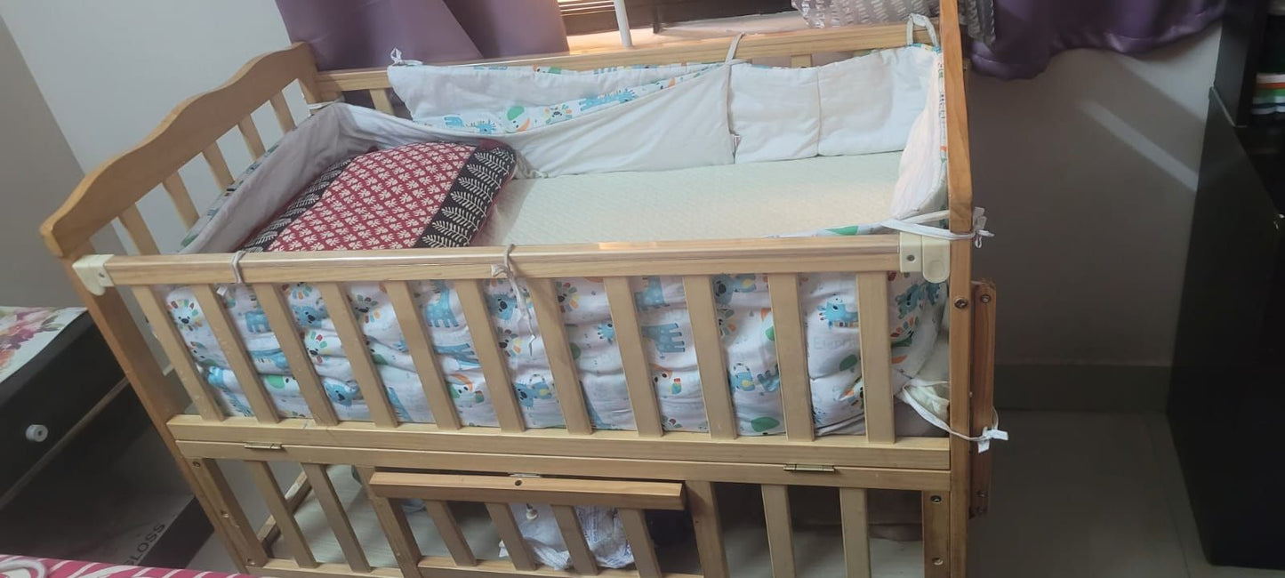 Babyhug Montana wooden cot cum rocker with mosquito net