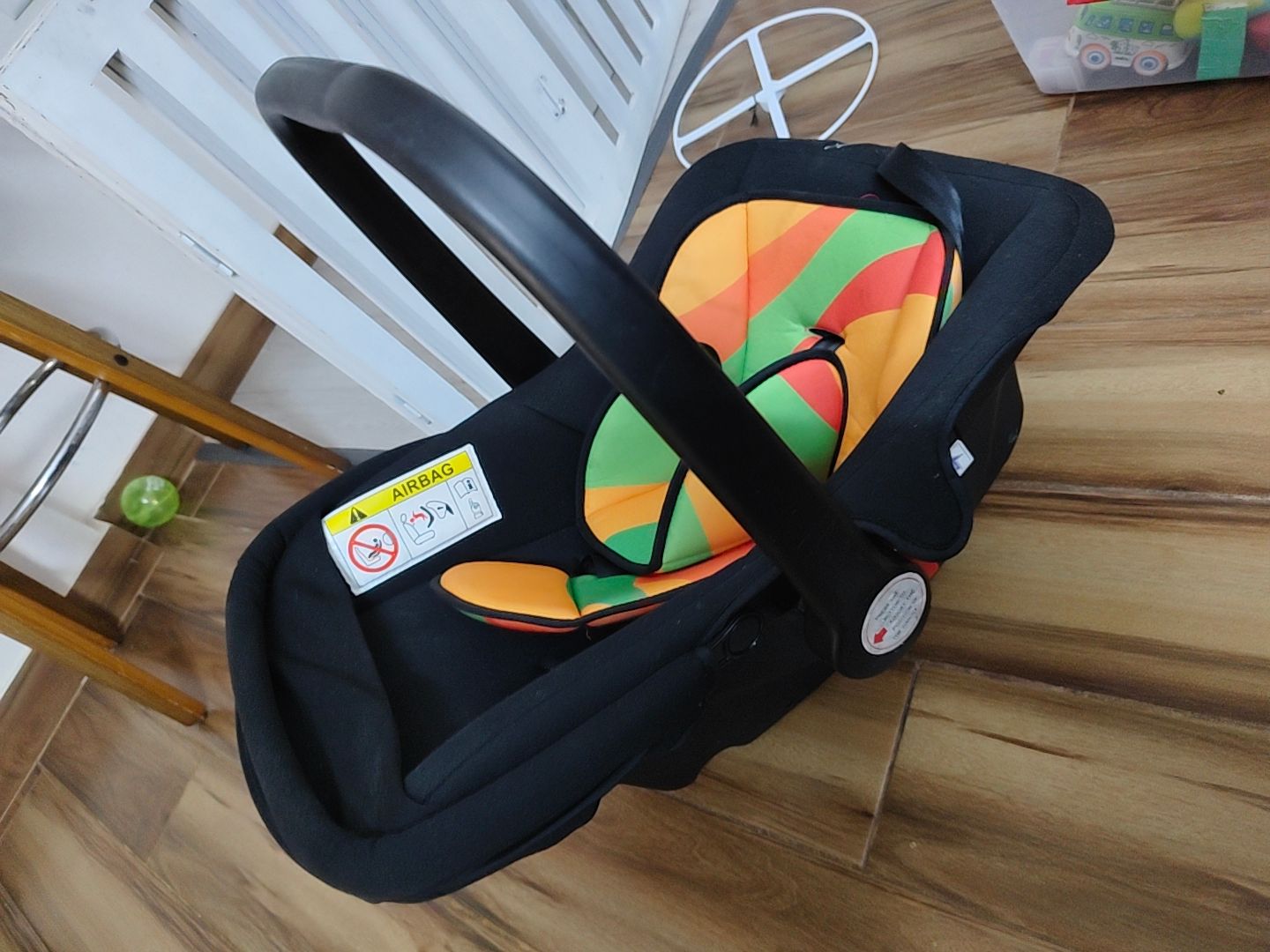 R for Rabbit Picaboo Baby Carry cot