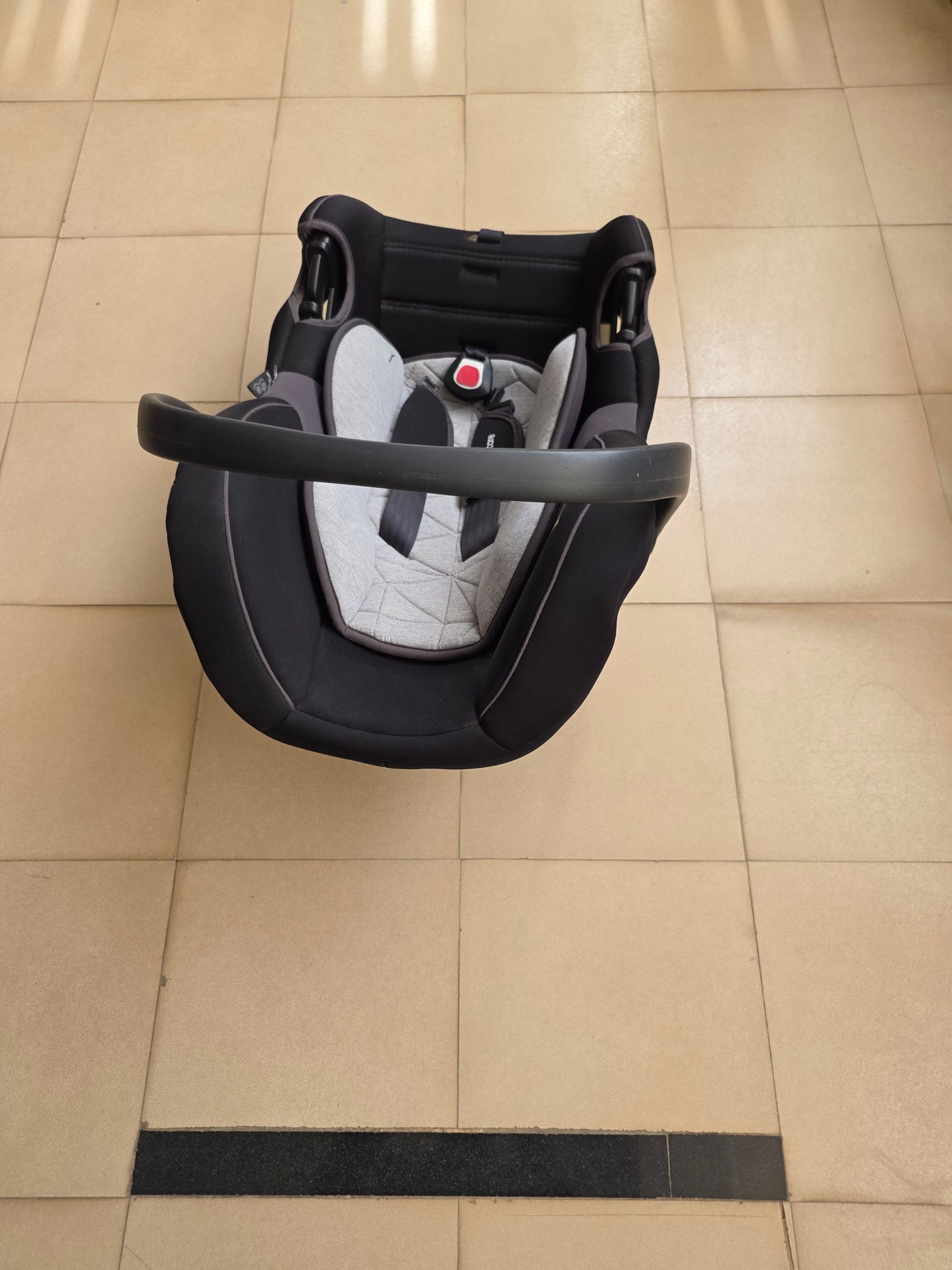 Mothercare Ziba Group 0+ universal baby car seat