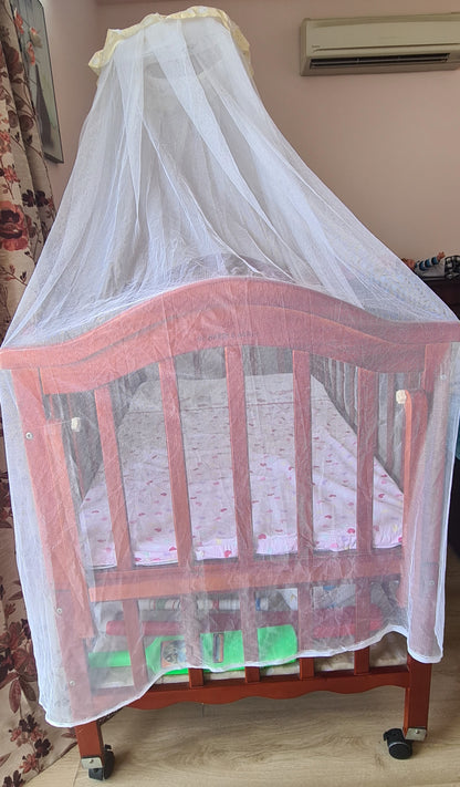 Harry and Honey Baby Cot