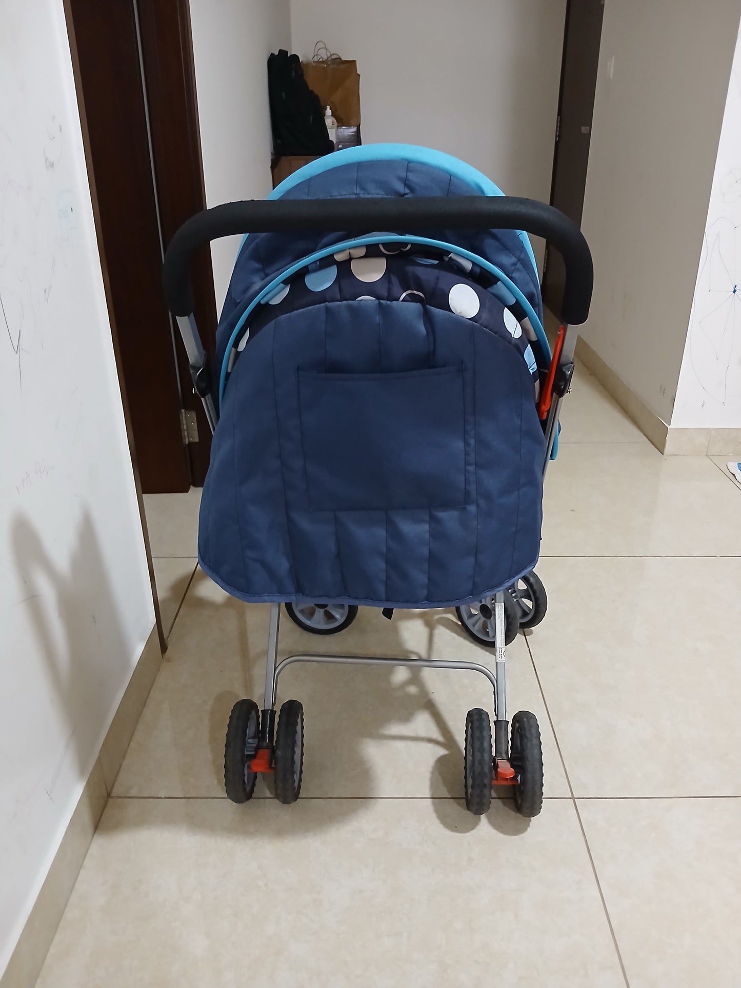 LuvLap Sunshine Baby stroller