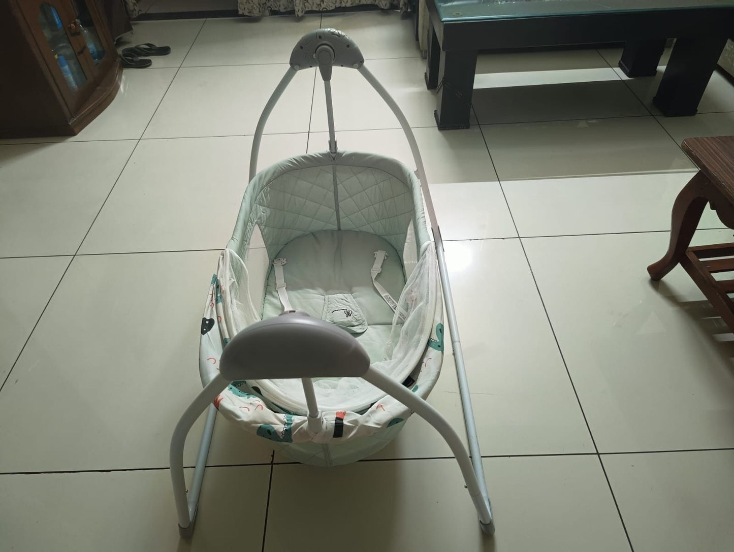 R for Rabbit Lullabies Plus Automatic Swing