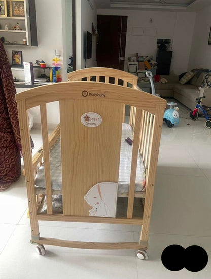 Huny Huny Baby Crib