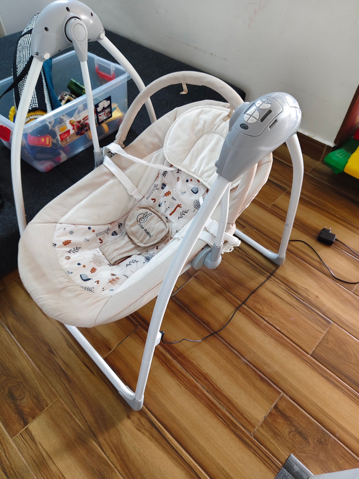 R for Rabbit Snicker Automatic Electric Swing