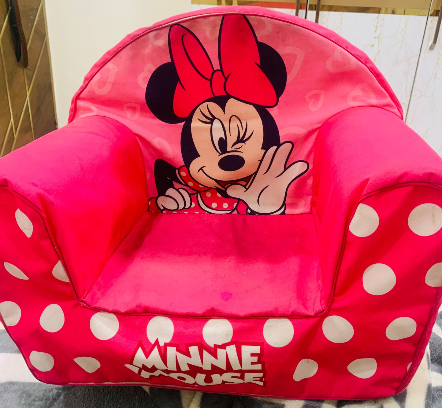 Pepperfry Minnie Mouse light weight sofa for kids