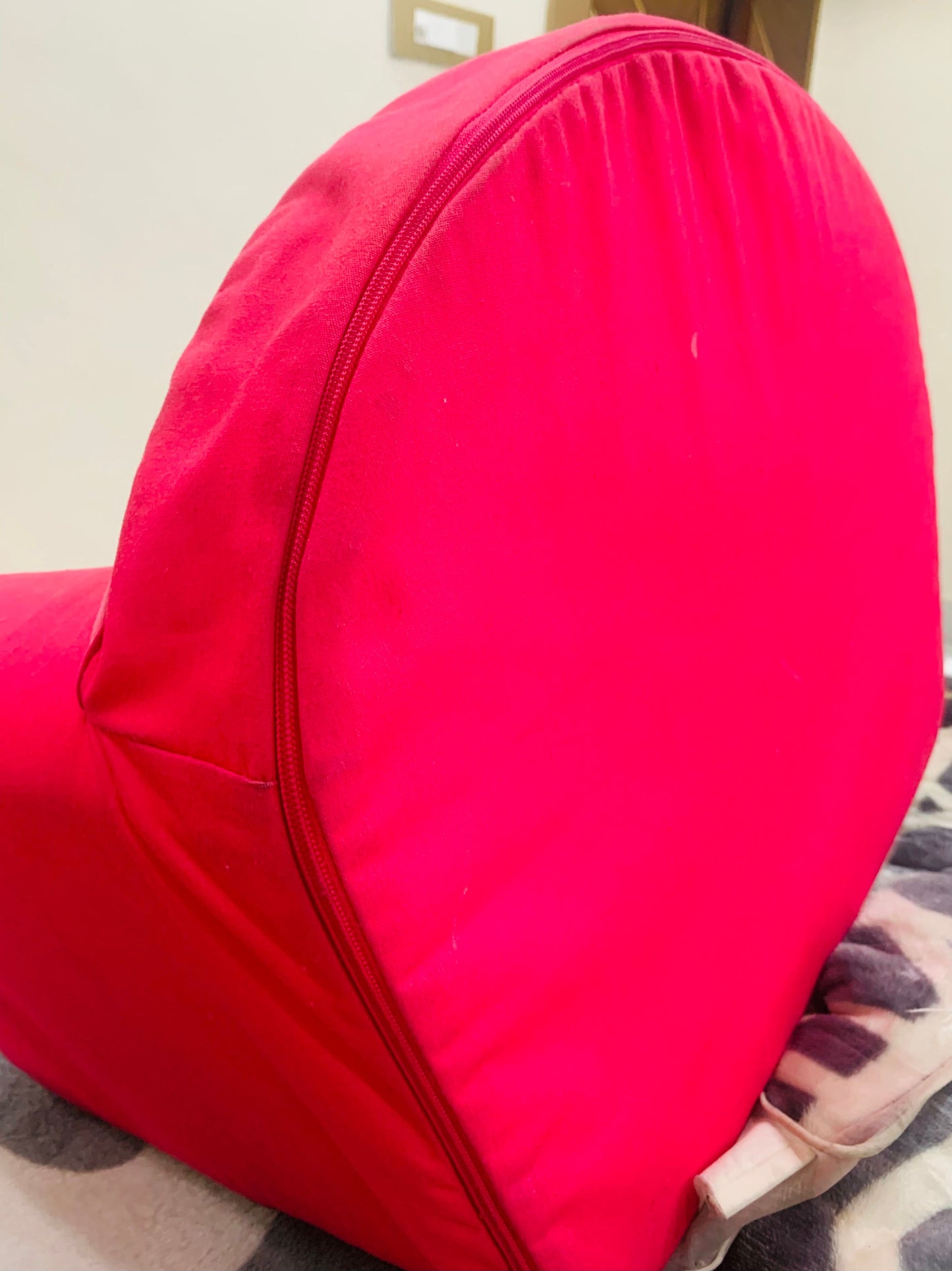 Pepperfry Minnie Mouse light weight sofa for kids