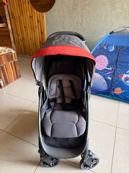 Graco  Fast Action DLX Baby Stroller & Car Seat Travel System