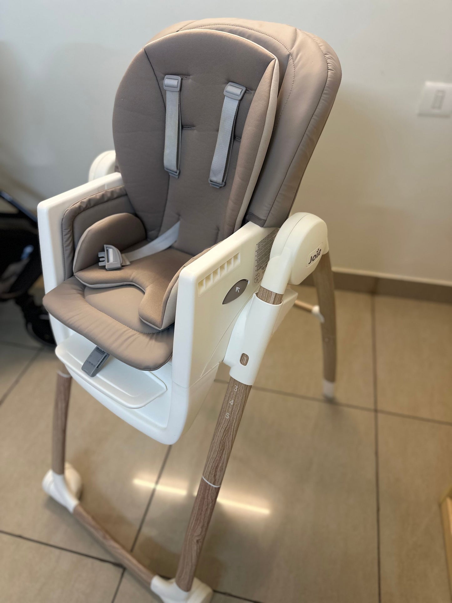 Joie Multiply 6 in 1 Feeding Chair