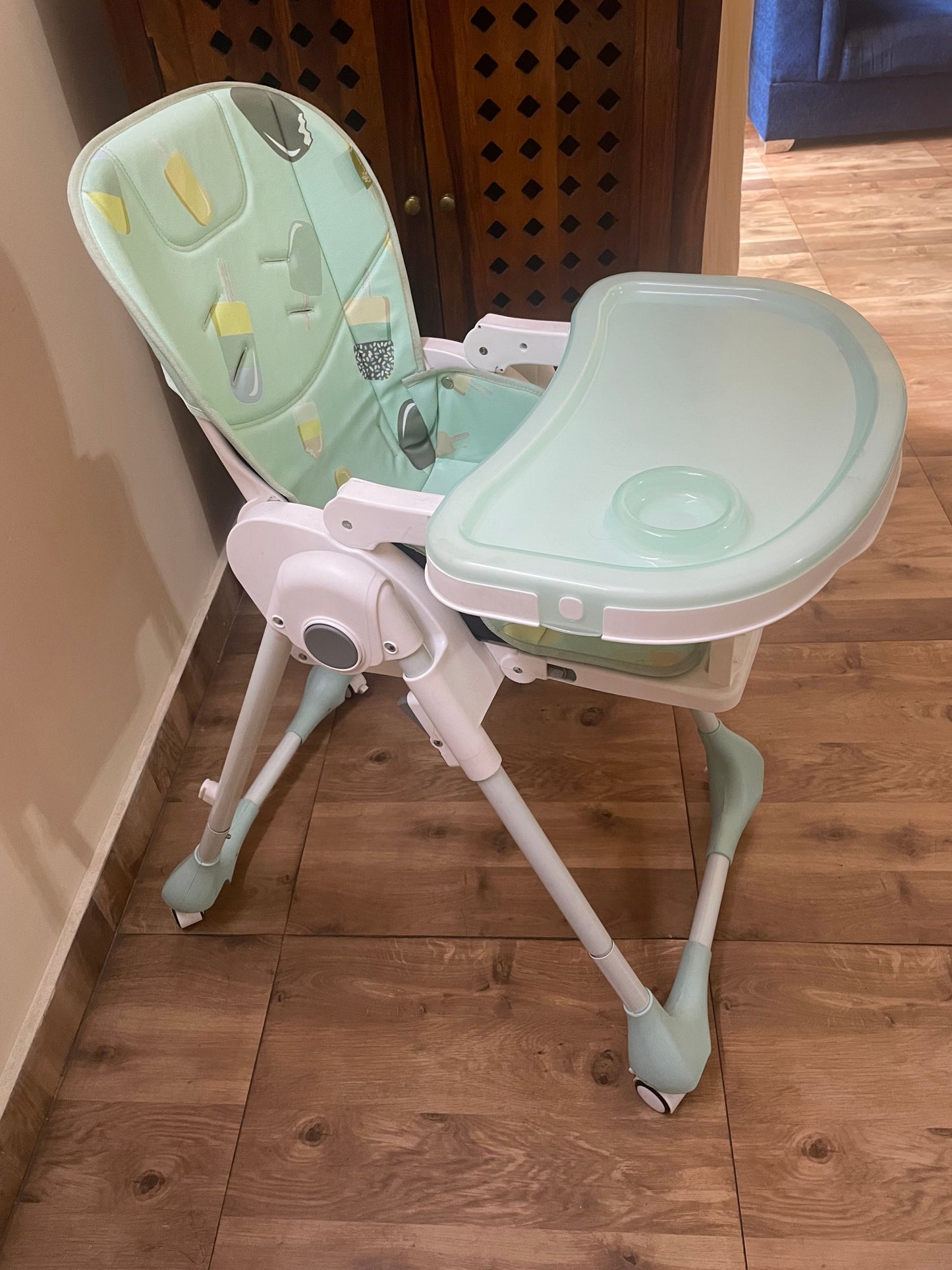 R for Rabbit Marshmallow High Chair
