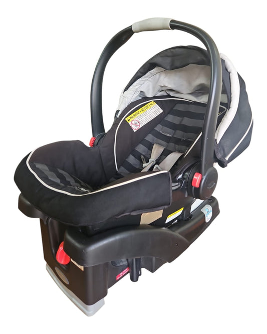 Graco Snugride Snuglock 35 Rear-Facing Baby Car Seat | Suitable For 2 - 15.9kg and up to 81.3cm