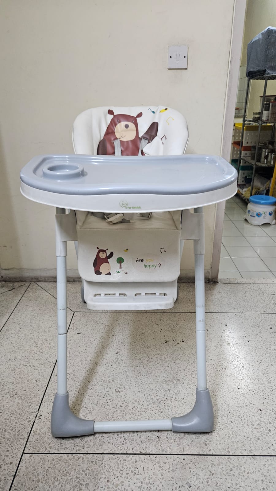 R for Rabbit Marshmallow Lite High Chair, 2022, Grey, Gently Loved
