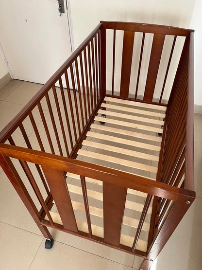 Babyhug Montana Wooden Crib | Gently Loved