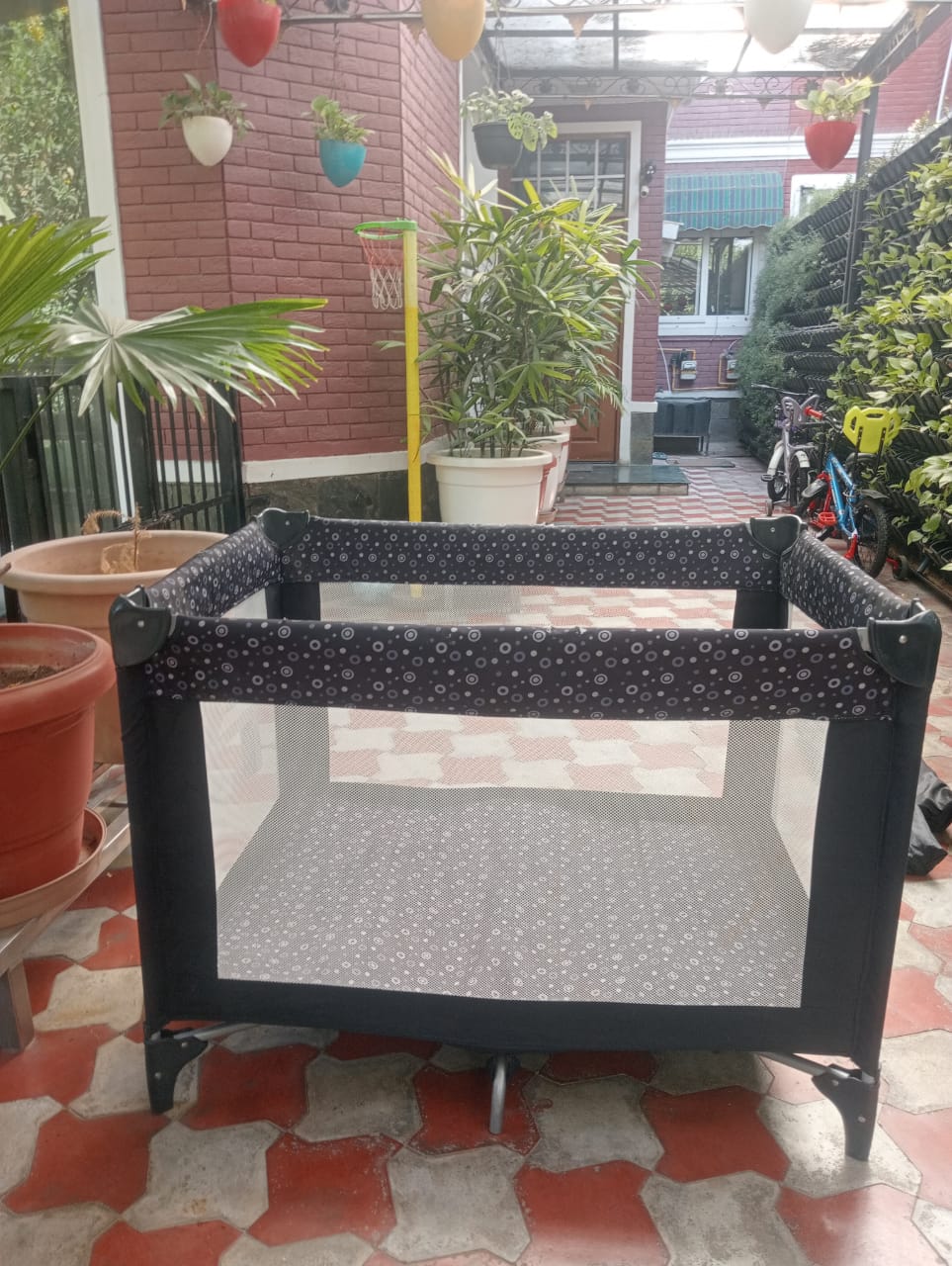 Pack n Play Playpen | Needs Repair