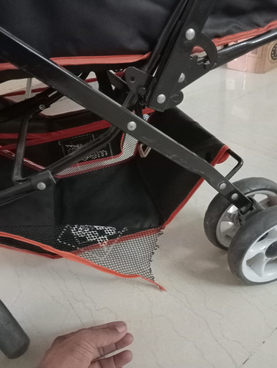 Mee Mee Comfortable Twin Pram | For 0-3 Years