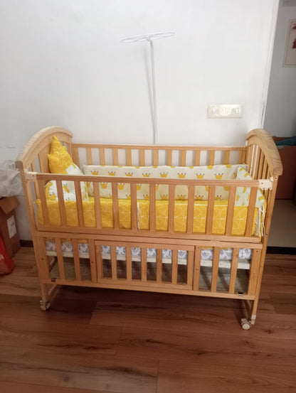 Huny Huny Plus Strong- Pinewood Baby Bed Crib With Mosquito Net & Adjustable Stand