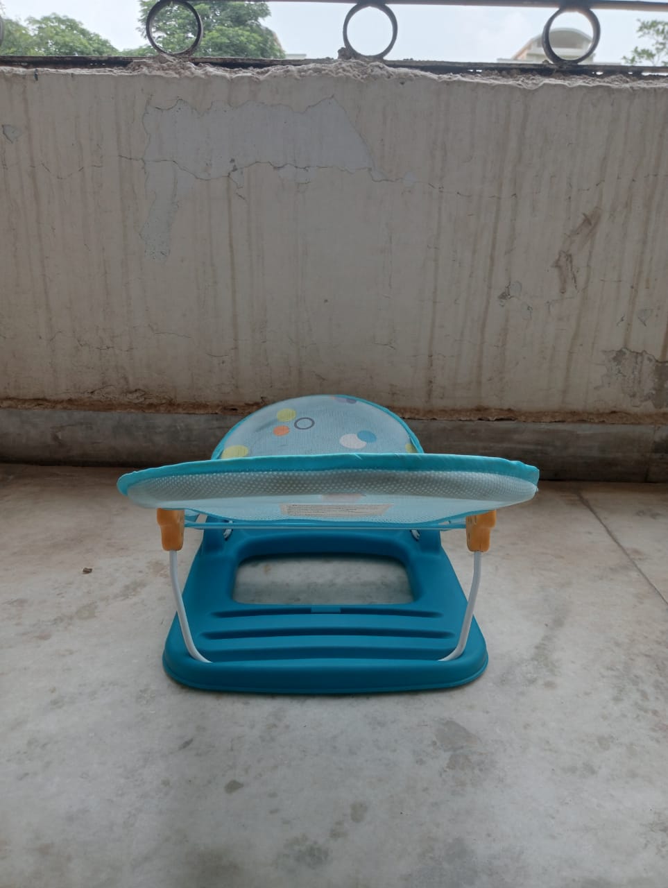 LuvLap Hippo Dippo Baby Bather