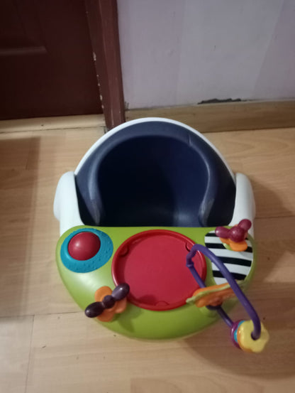 Mamas & Papas Baby Snug and Activity Tray