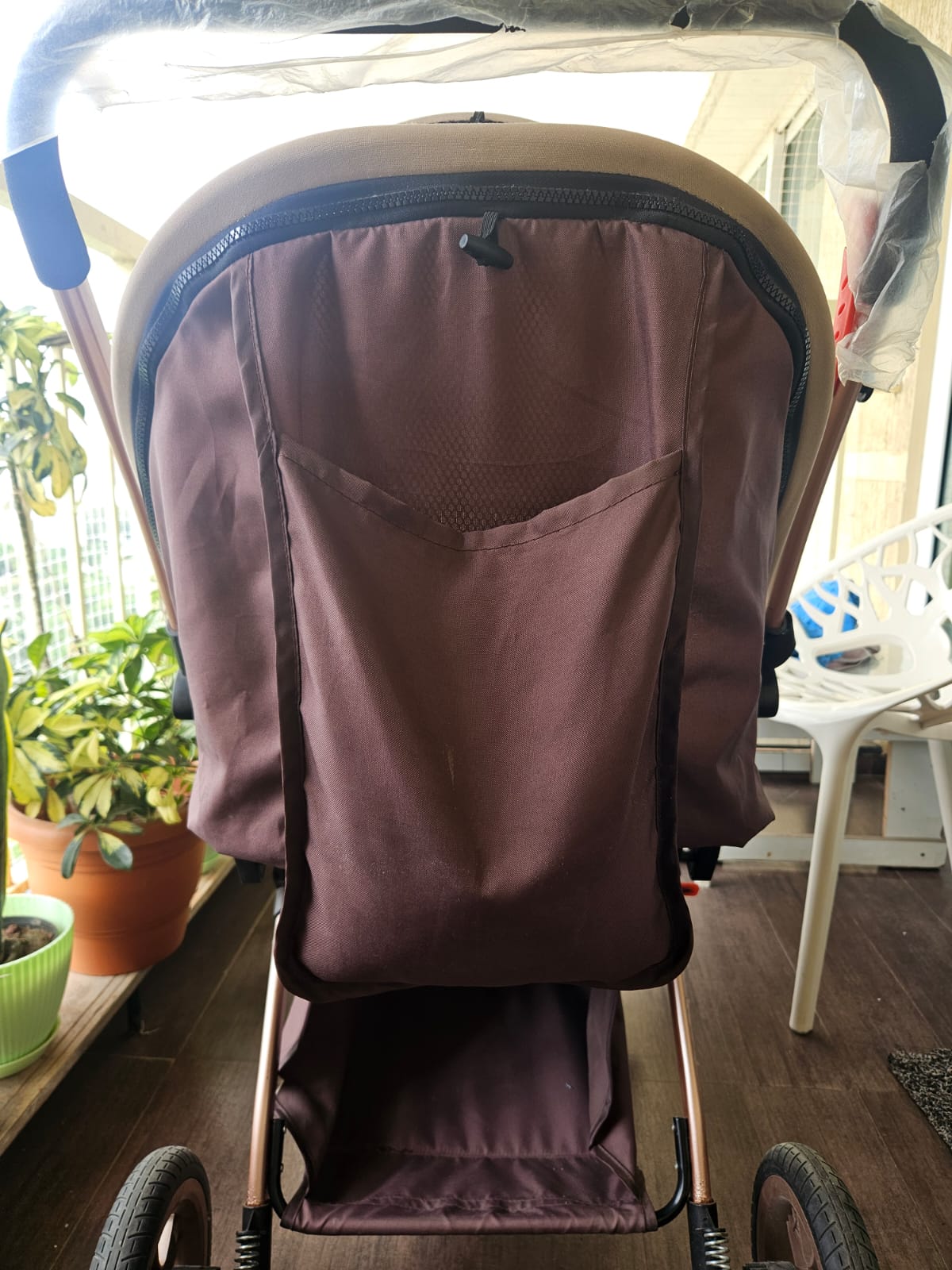 Huny Huny Reversable Handle Pram/Stroller | Gently Loved, 2022