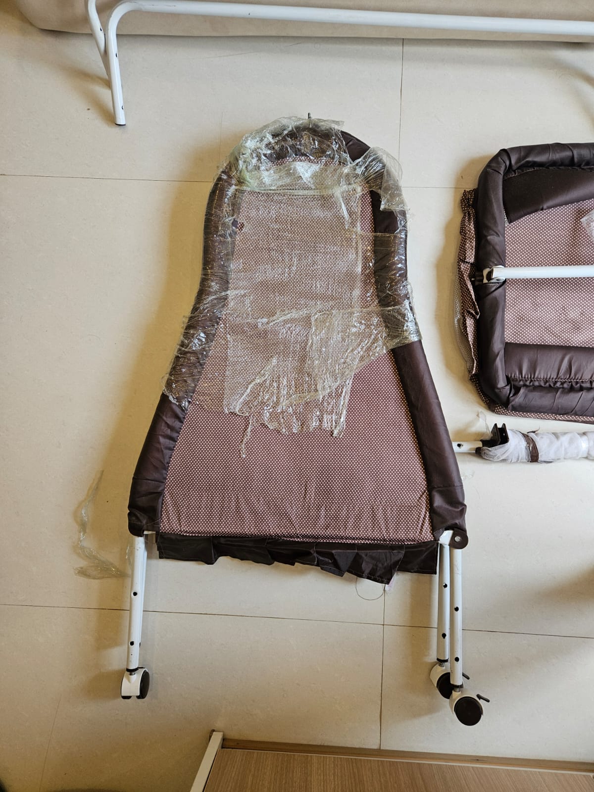 Fun Baby Cradle with mosquito net