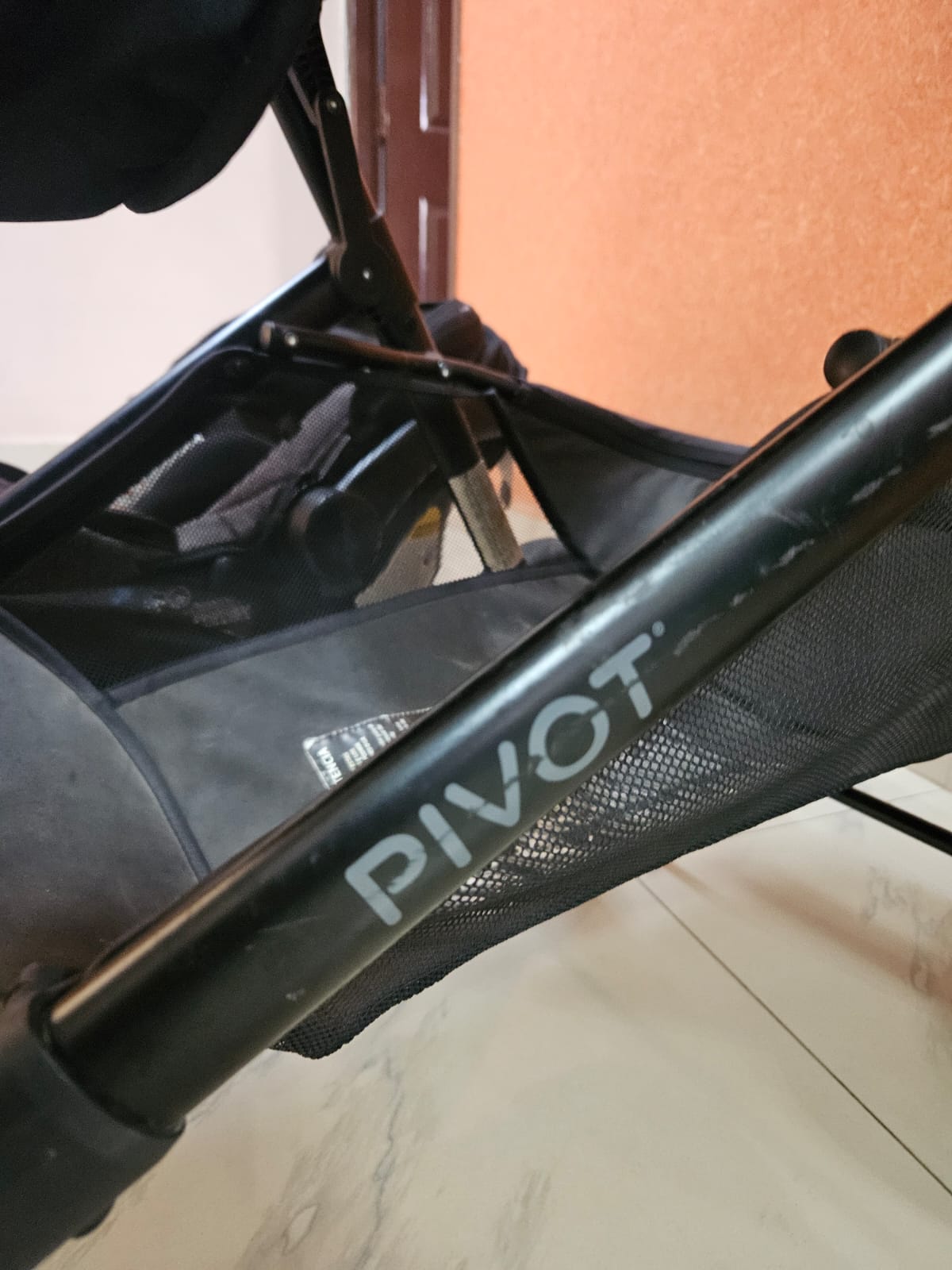Evenflo Pivot Modular Travel System