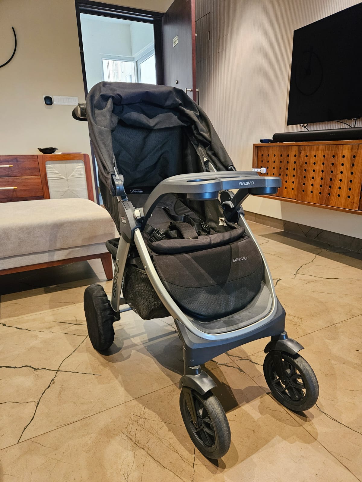 Chicco Bravo Stroller - Black