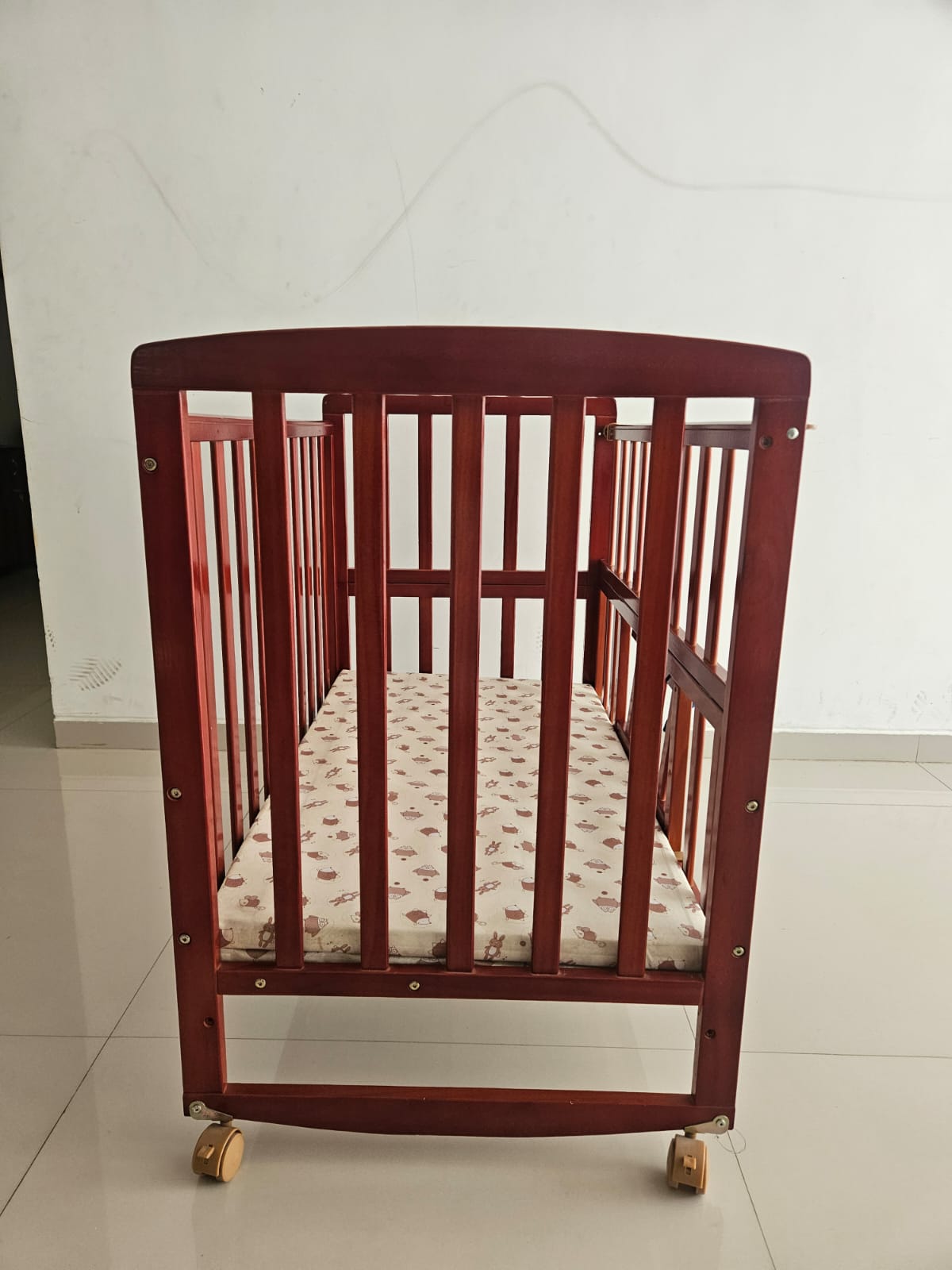 LuvLap C50 Wooden Baby Cot with Babyhug Matteress