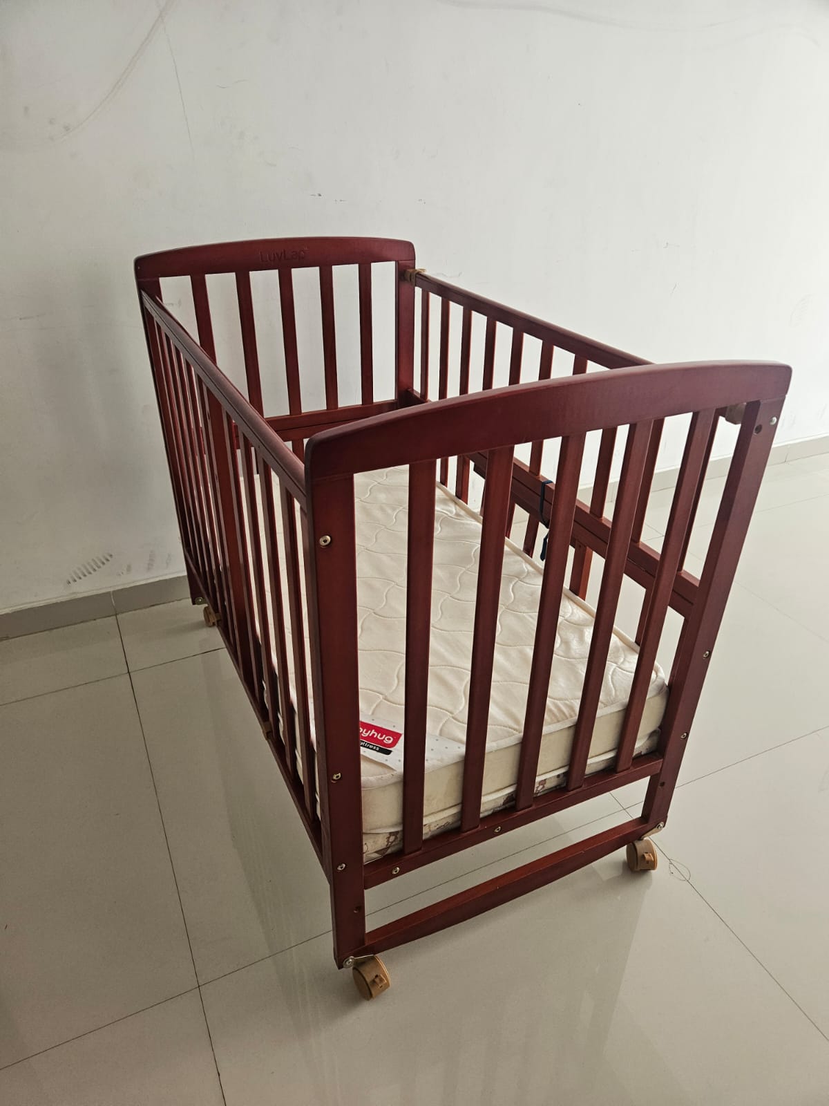 LuvLap C50 Wooden Baby Cot with Babyhug Matteress