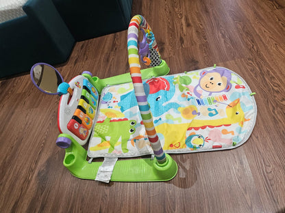Fisher-Price Deluxe Kick N Play Piano Gym & Maracas Bundle
