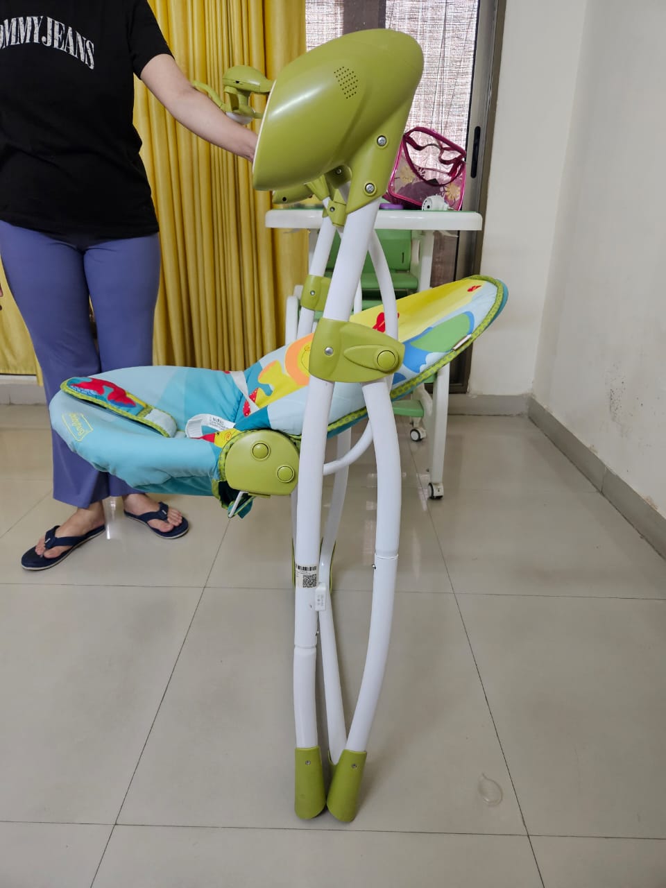 Babyhug Gaiety Electronic Swing